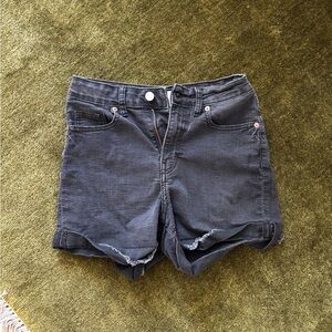 Stretch Denim Roll-Cuff Women's Shorts in Black